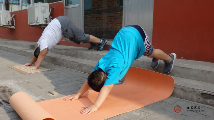 胖胖們的減肥秘籍，堅(jiān)持鍛煉健康人生。