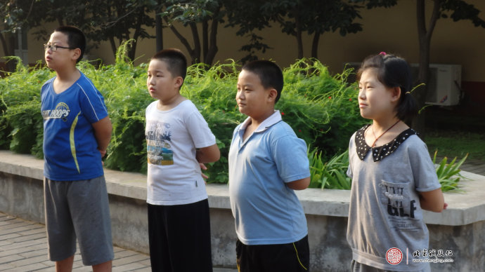 精神抖擻，整裝待發