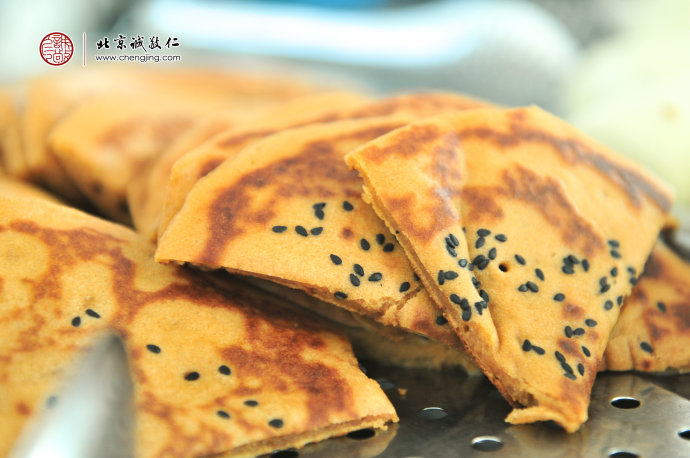 近來，小院的園地里的蔬菜已經成熟，