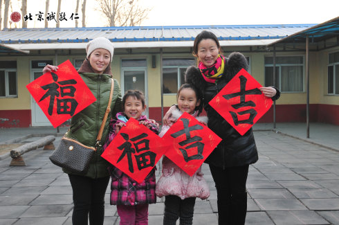 小學員和母親分享收獲的喜悅