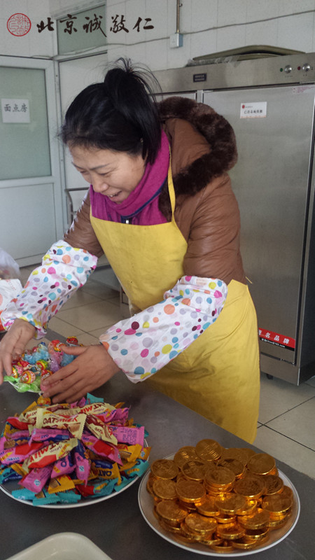 美味糖果 ，年味香甜， 送上節日的幸福與歡樂