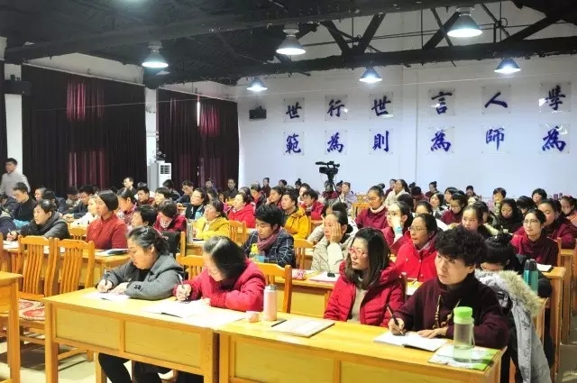 11月5號北京的霾 仙境對不對 *^-^*              