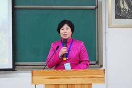 秦皇島市民族學(xué)校焦秀文女士