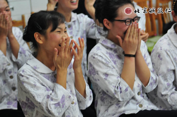 配圖：現場觀眾歡樂無限、笑聲連連  